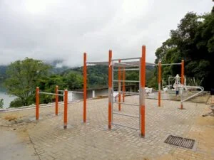 Equipo de calistenia